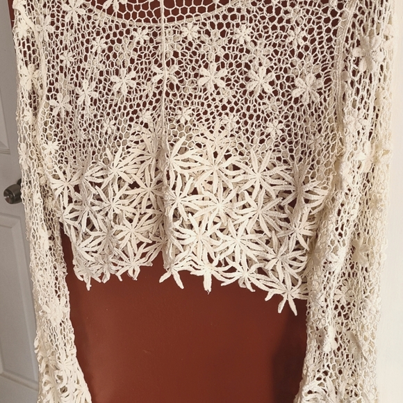 Knit Crop Top - Picture 4 of 4